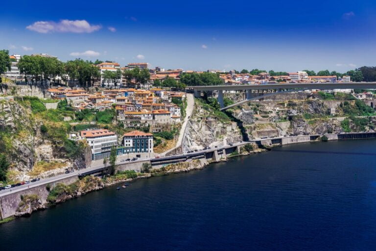 Quanto tenho que investir para ter cidadania portuguesa? 15 portu