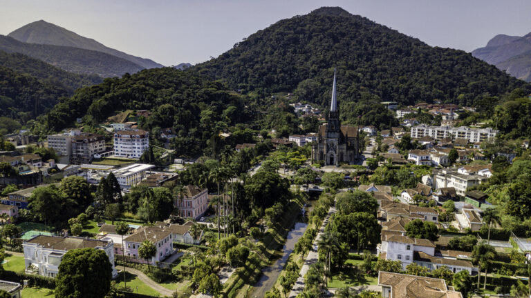 Quais Cidades Turísticas do Rio de Janeiro? 11 Petropolis Rio de Janeiro