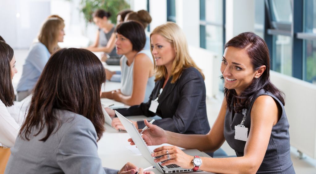 Currículo para trabalhar no exterior: como fazer? 4 Mercado de trabalho 2