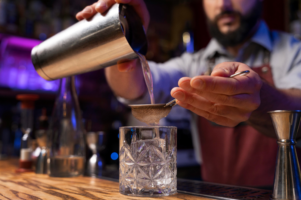 Quais são os drinks mais vendidos para noite? 3 Mixologia drinks