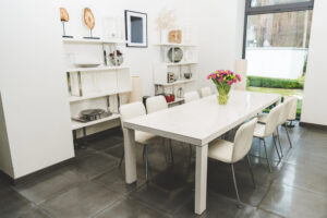 Como Organizar uma Sala de Jantar: Layout e Funcionalidade 18 Escolher a Mesa de Jantar